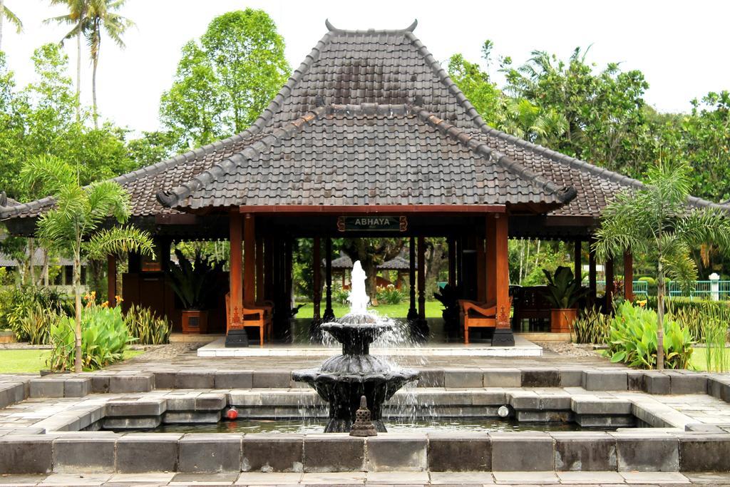 Manohara Resort Magelang Esterno foto